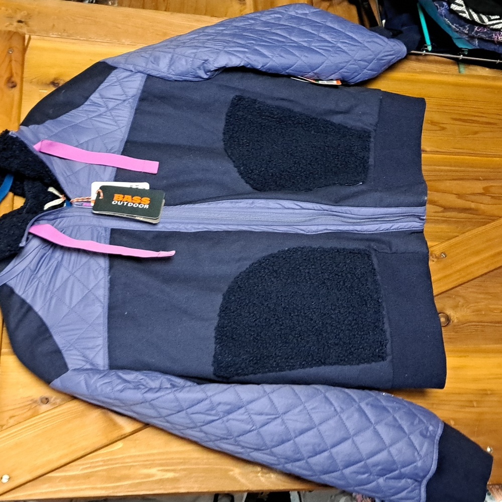 Bass Outdoor  quilted bomber L coat
